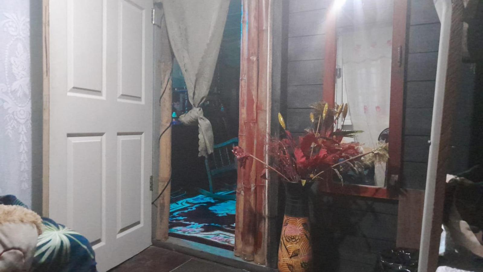 Hostal Cafe Axel Bocas del Toro Exterior photo