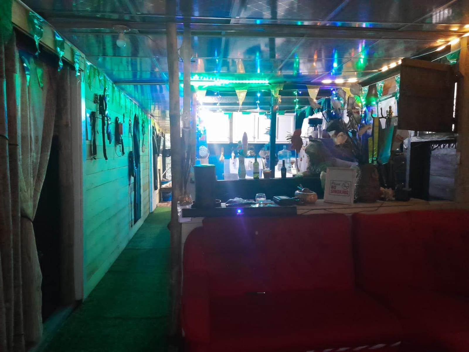 Hostal Cafe Axel Bocas del Toro Exterior photo