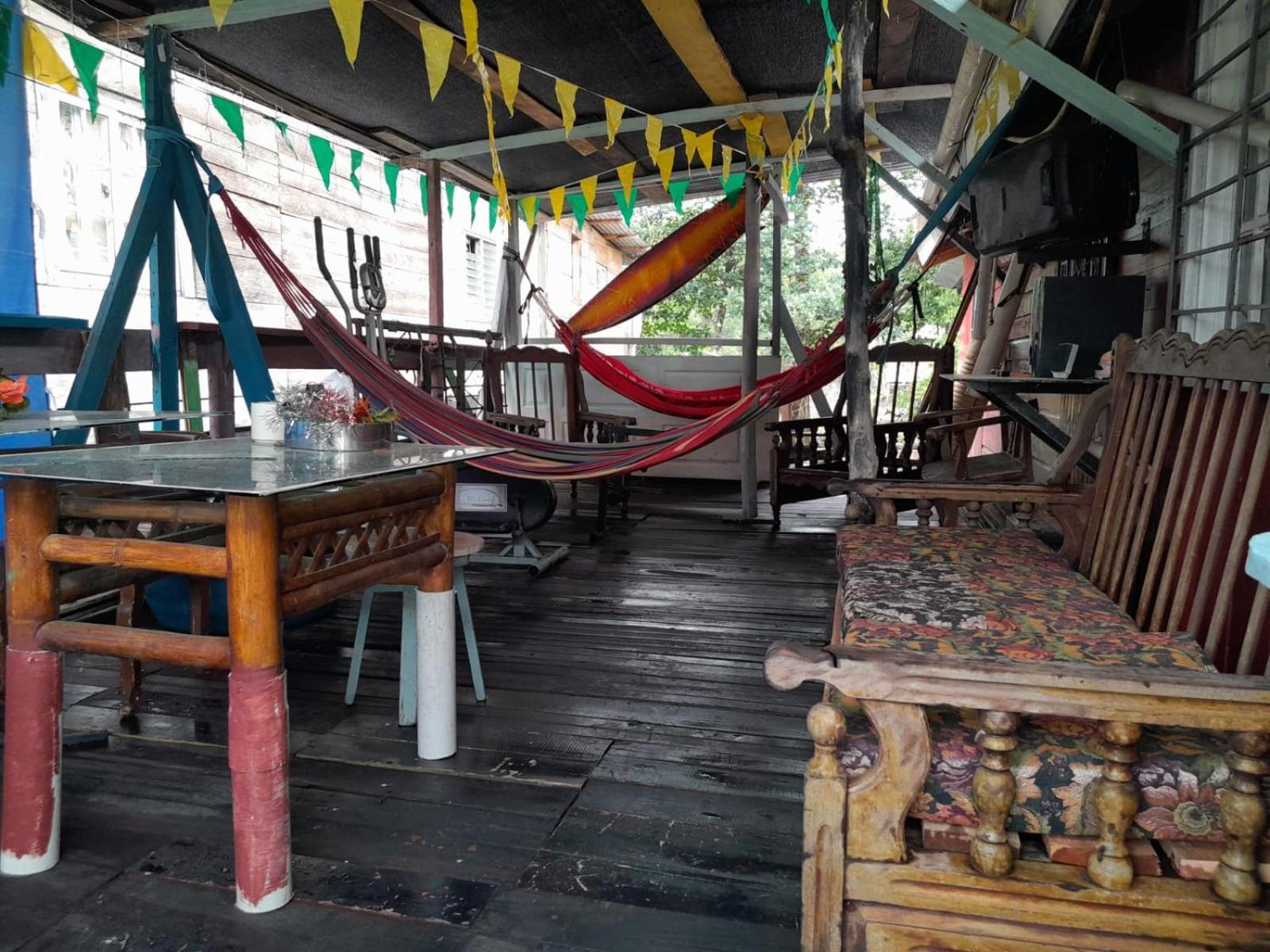 Hostal Cafe Axel Bocas del Toro Exterior photo